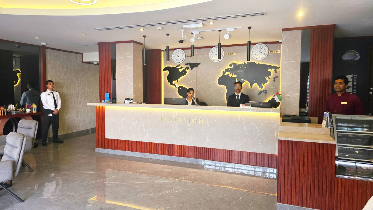Concorde Inn Hotel
