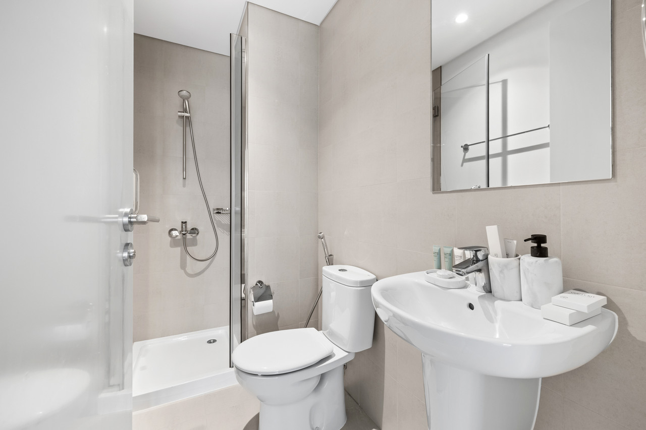 Luxury 2BR Walk-In Closet + Full Burj Khalifa View