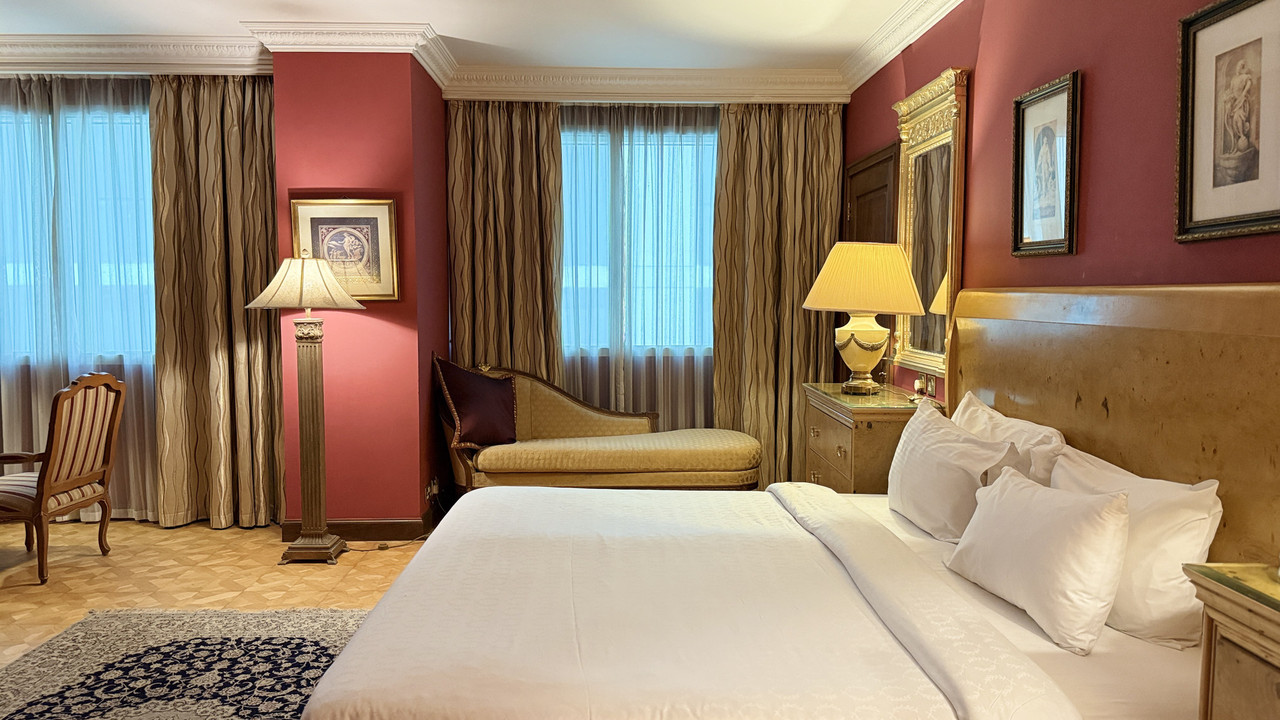 Sunday Suites Excelsior Hotel Deira (formerly Sheraton Deira)